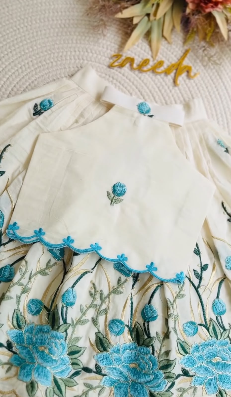 Girls Embroidered Ghagra Choli Set with Scalloped Border