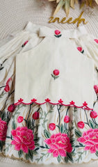 Girls Embroidered Ghagra Choli Set with Scalloped Border