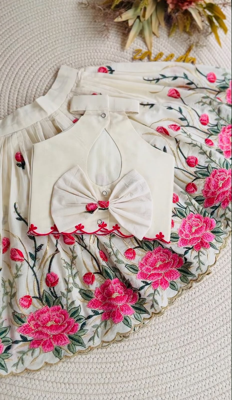 Girls Embroidered Ghagra Choli Set with Scalloped Border