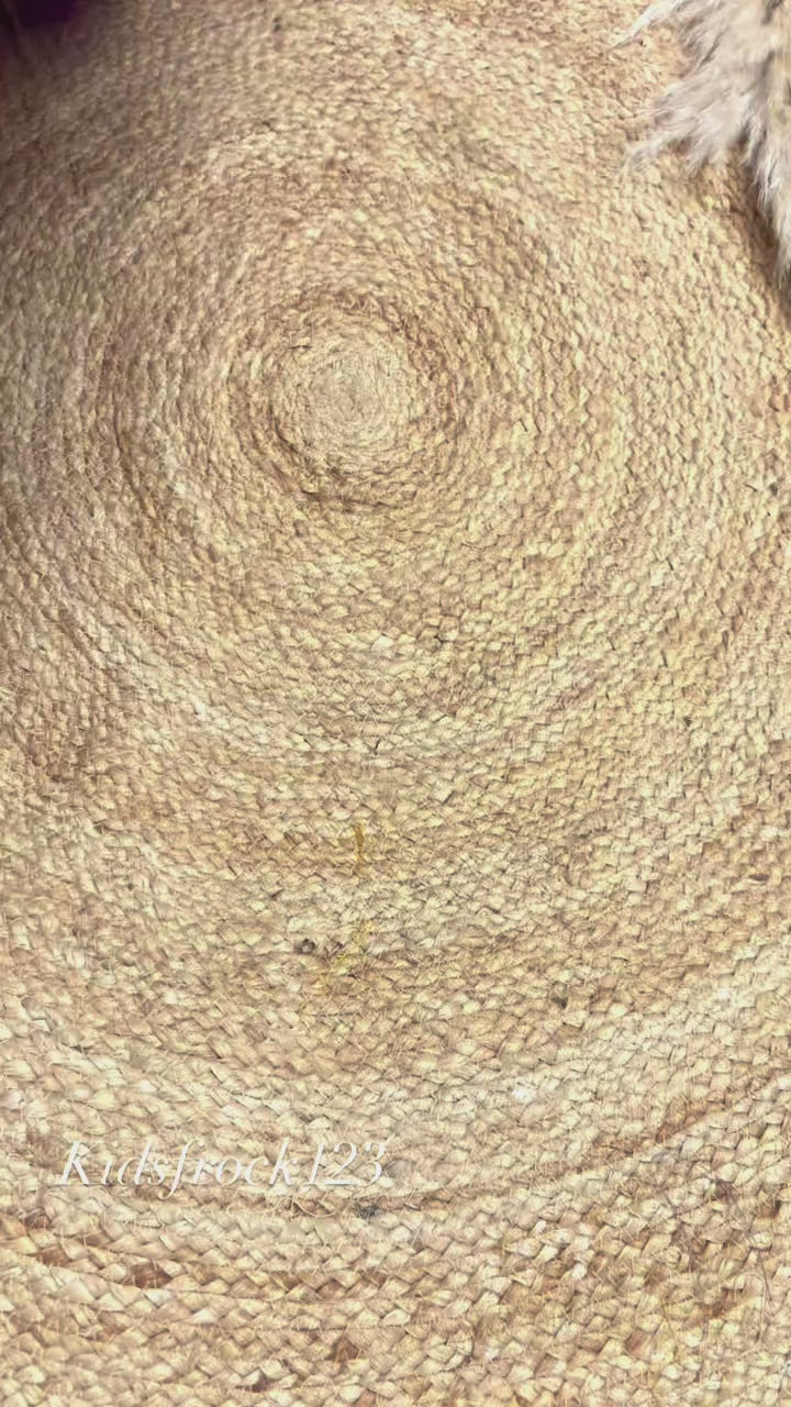 Festive Radiance: Girls' Purple Velvet Floral Sequinned Top & Lavender Twill Net Lehenga Set